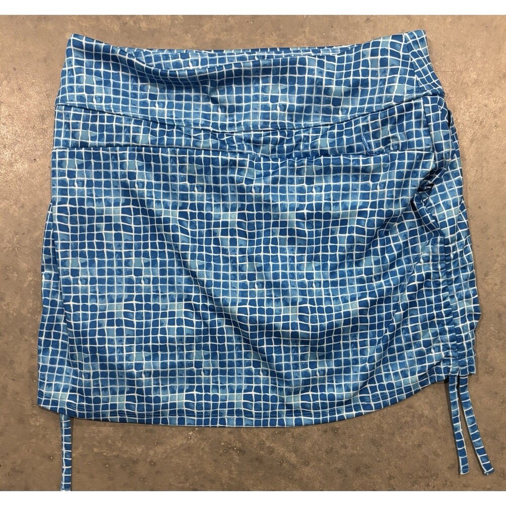 Greg Norman ML75 Golf Polo & Skort Set Womens Medium Blue Tile Print Performance - Picture 8 of 11
